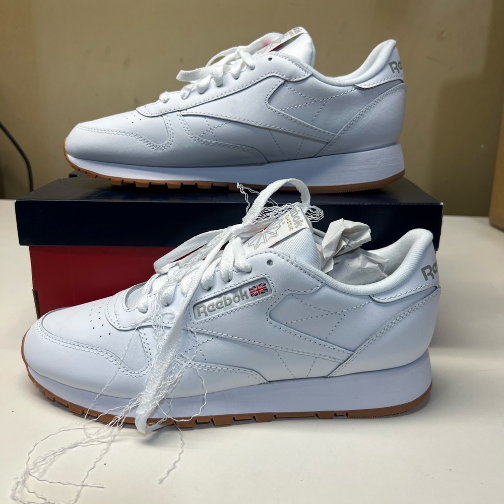Reebok Classic White Leather Sneakers Size 9.5